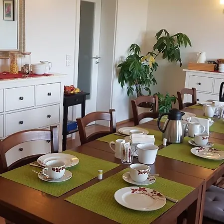 Pensión Gaestehaus Weingut Glas 3*